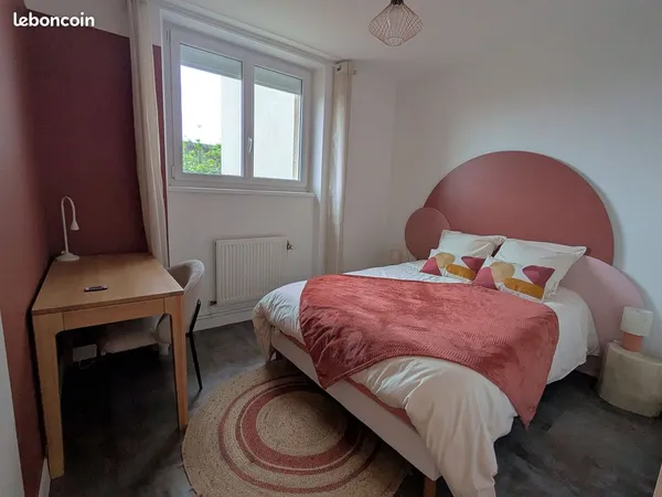 Chambre meublée 11 m² en coloc - 410 CC