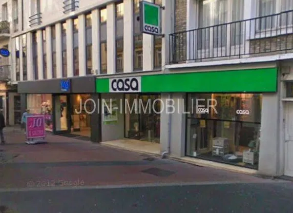 Local commercial 600 m²