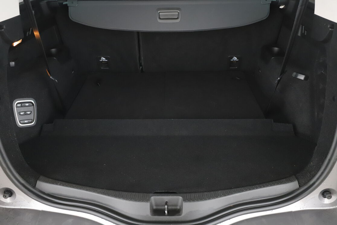 Renault Grand Scenic 1.3 TCe Energy Bose Edition EDC — photo 16