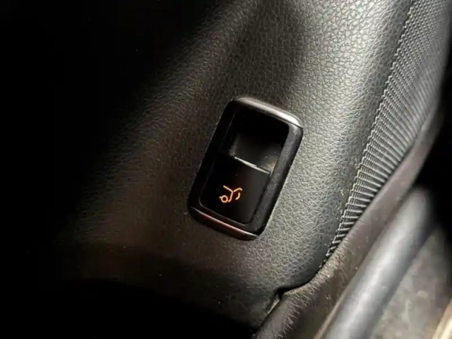 Mercedes Gla 180 intuition — photo 2