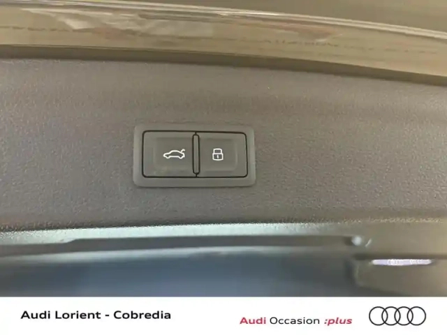 Audi Q3 45 tfsi e 245ch s line s tronic 6 — photo 11