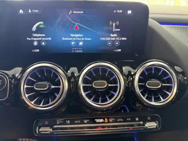 Mercedes Eqa 250+ amg line — photo 20