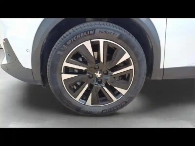Peugeot 2008 1.5 bluehdi 130ch s&amp;s gt pack eat8 125g — photo 10