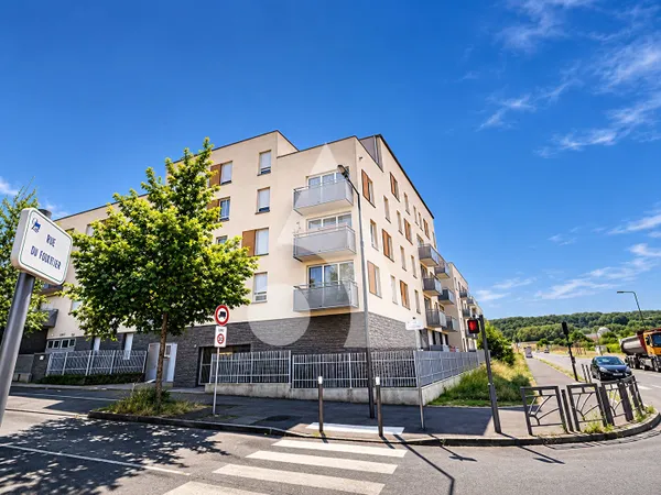 Appartement Jouy-le-moutier 2 pièce(s) 37.80 m2
