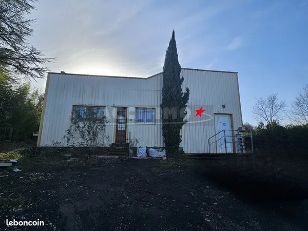 Bureaux 554 m² GRAULHET