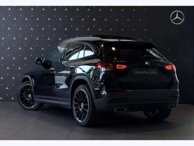 Mercedes Gla 250 e amg line — photo 24