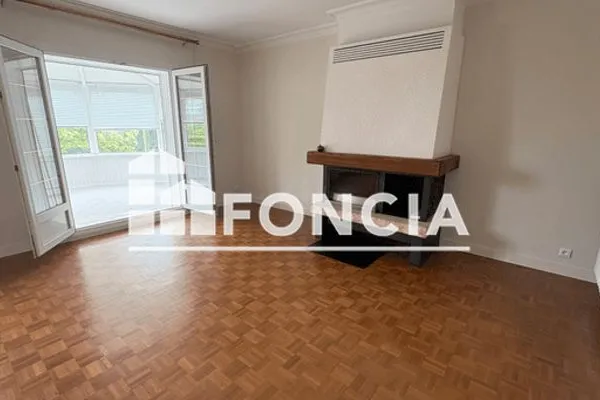 Maison Location Plougastel-Daoulas 5p 102m² 1350€