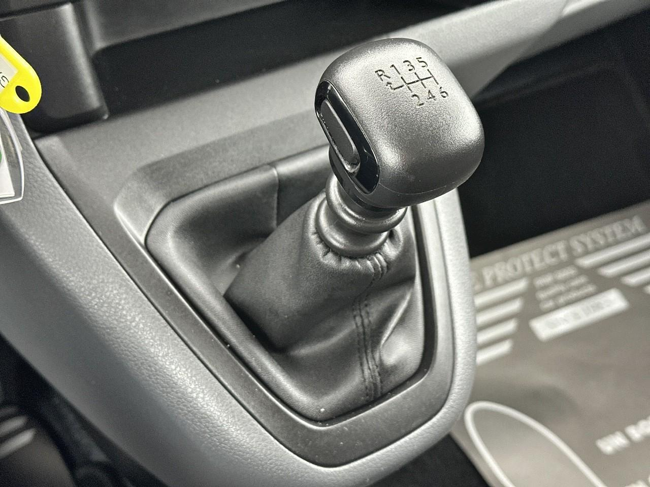 Peugeot Expert long bluehdi 120ch s&s bvm6 — photo 29