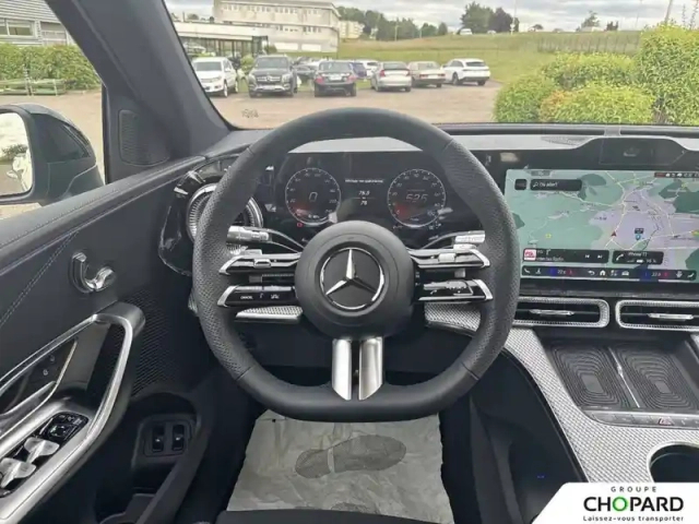 Mercedes Glc 400 eq 4m — photo 27