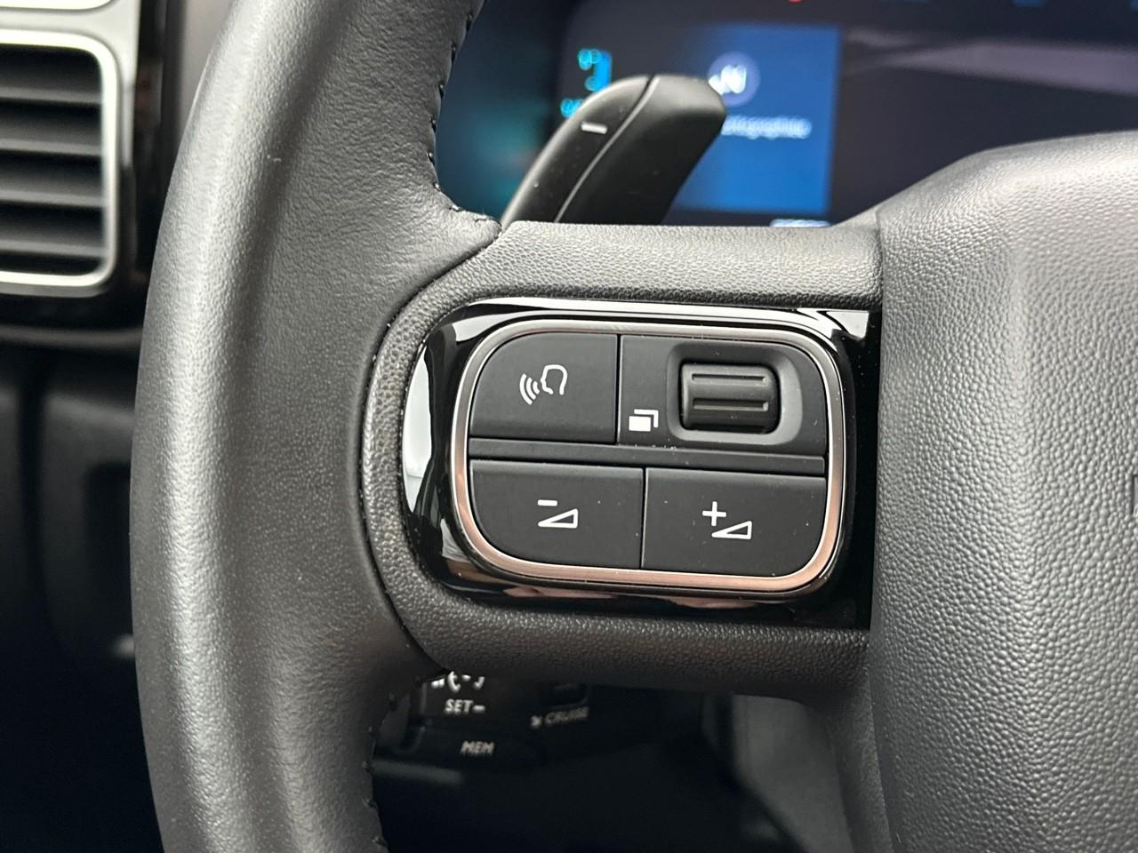 Citroën C5 Aircross hybride rechargeable 225 s&s e-eat8 c-series — photo 20