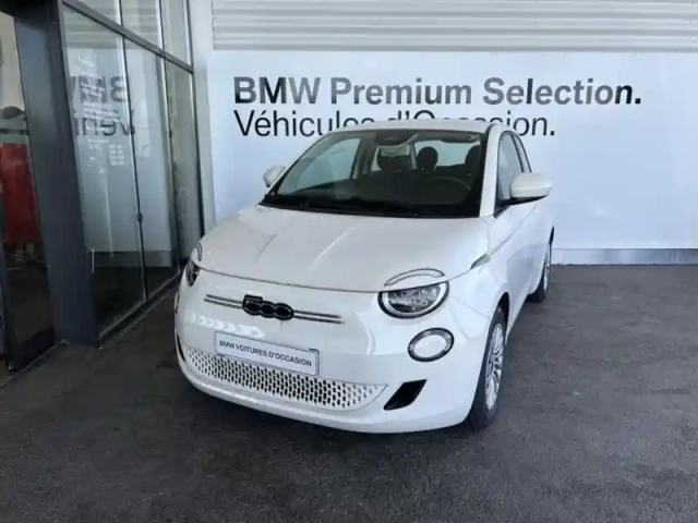 Fiat 500 e 95ch action