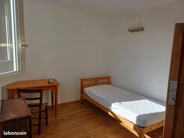 Chambre meublée centre proche gare et chateau