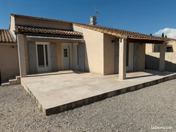 Mollégès villa plain pied T 5