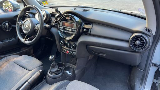 Mini Mini 1.2 One 102 - Chili – 2014 – 79953 km – Essence – Boîte Manuelle — photo 15