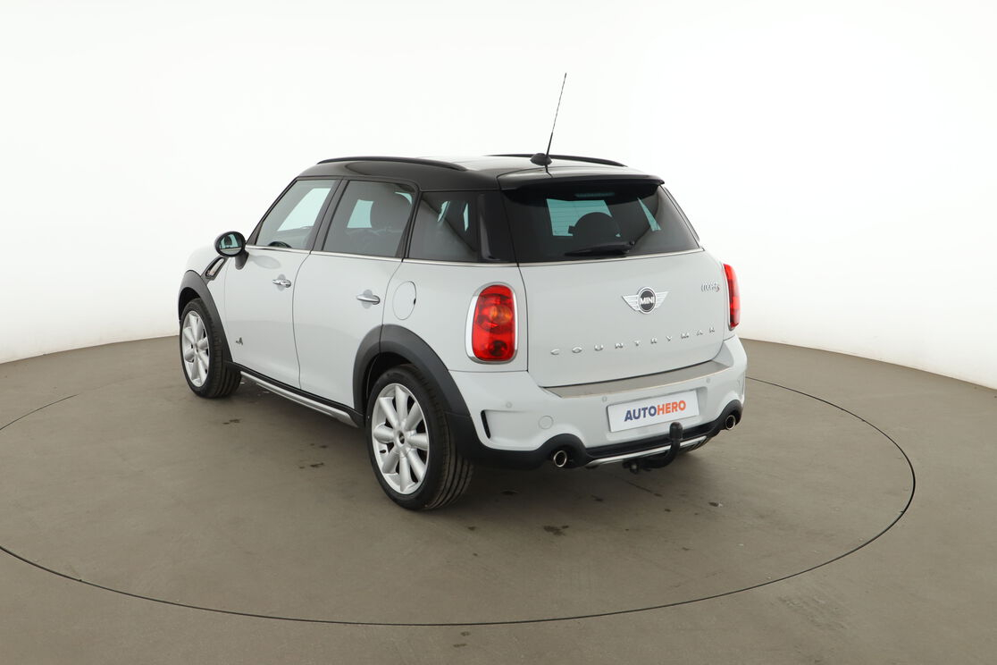 MINI Countryman Cooper S ALL4 Finition Red Hot Chili BVA6 — photo 3