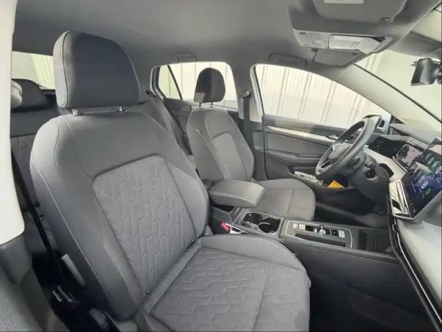 Volkswagen Golf 1.5 ehybrid 204ch vw edition dsg6 — photo 27