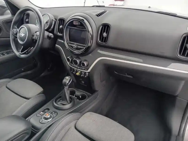Mini Countryman cooper 136ch classic bva7 — photo 13