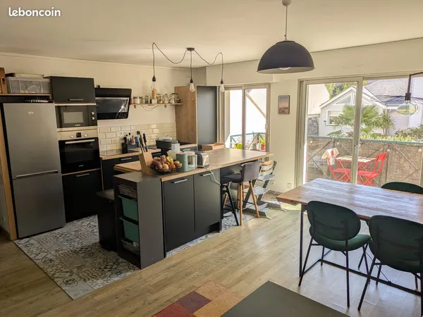 Appartement T3 Nantes Saint Donatien avec Balcon, box fermé et parking