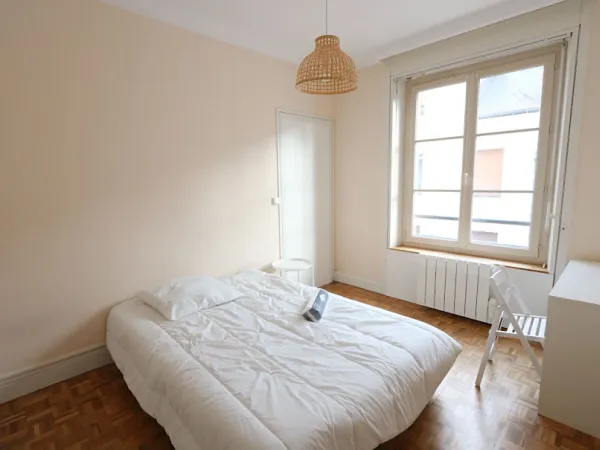Chambre 1 pièce 14 m²