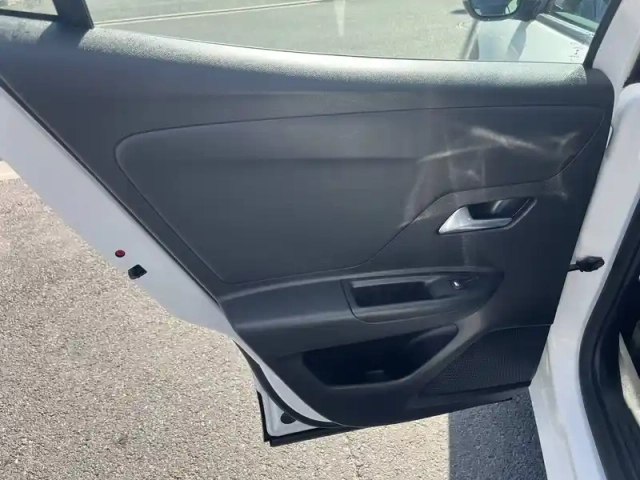 Opel Mokka electrique 136 ch &amp; batterie 50 kwh — photo 17