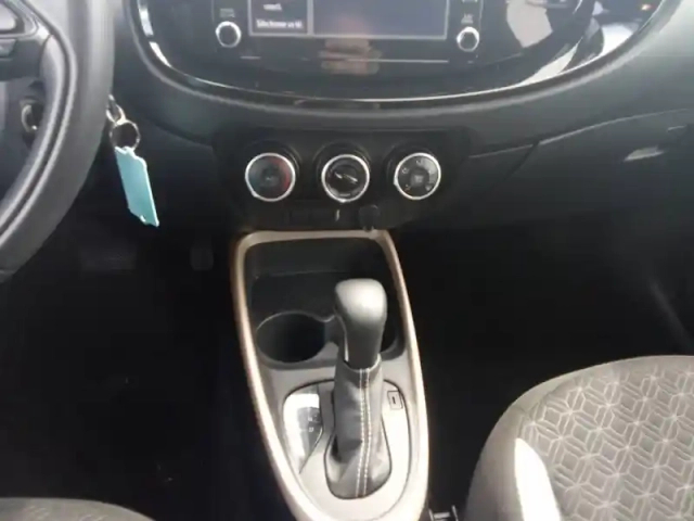 Toyota Aygo X 1.0 vvt-i 72 — photo 11