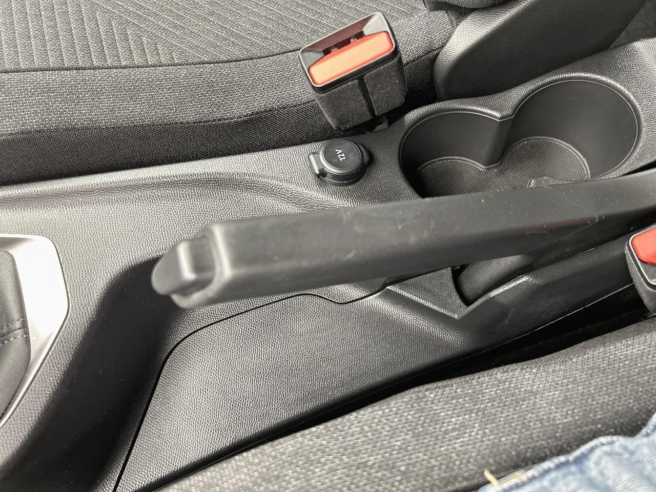 Peugeot 2008 100 s&s bvm6 style — photo 18