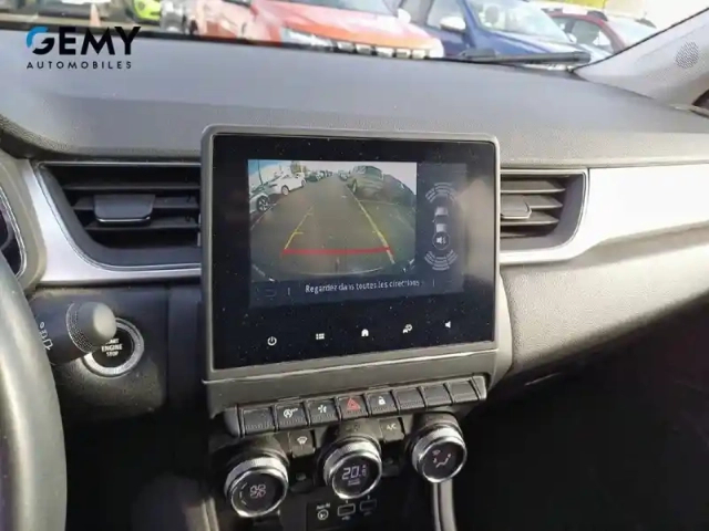 Renault Captur mild hybrid 140 — photo 30