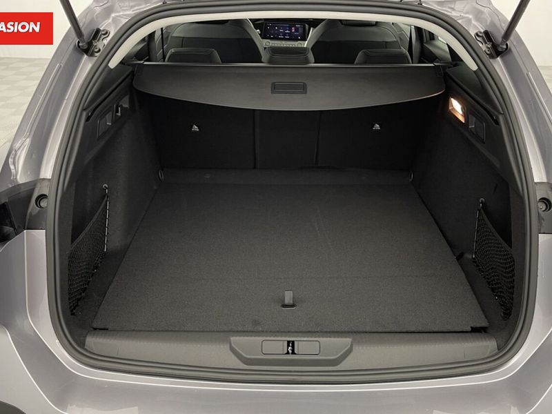 Peugeot 308 III 1.5 BlueHDi 130ch Active Pack — photo 10