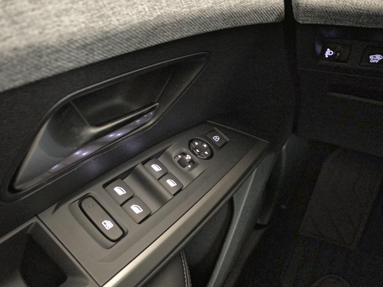 Peugeot 3008 hybrid 145 e-dcs6 allure — photo 20
