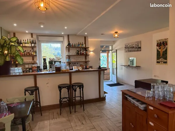 Restaurant proche Erdre avec jardin au calme
