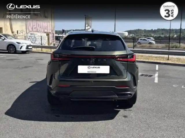 Lexus Nx 450h+ executive 4wd — photo 4