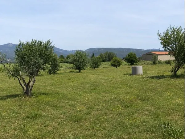Terrain de loisir / agricole 5 725 m² - Puits -