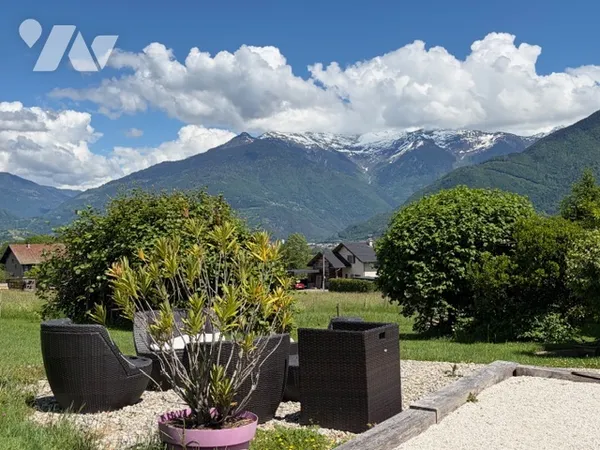 Maison 8 pièces 288 m²