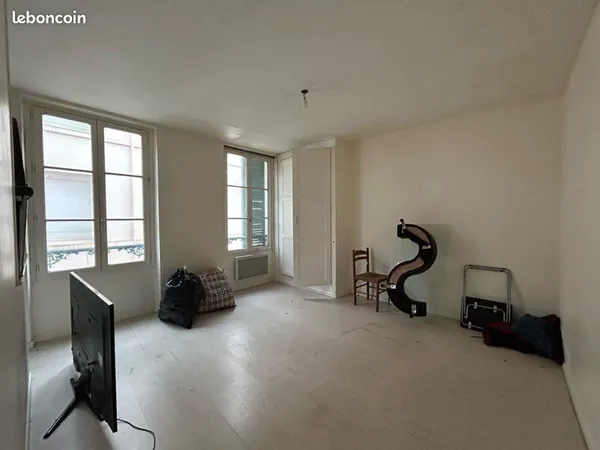 Studio hyper centre ville Château Thierry