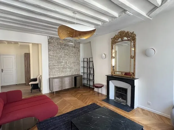Rue de Verneuil - Superbe appartement de réception entièrement rénové, 2 suites