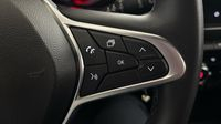 Renault Clio 1.6 E-Tech hybride 140ch Limited -21N — photo 25