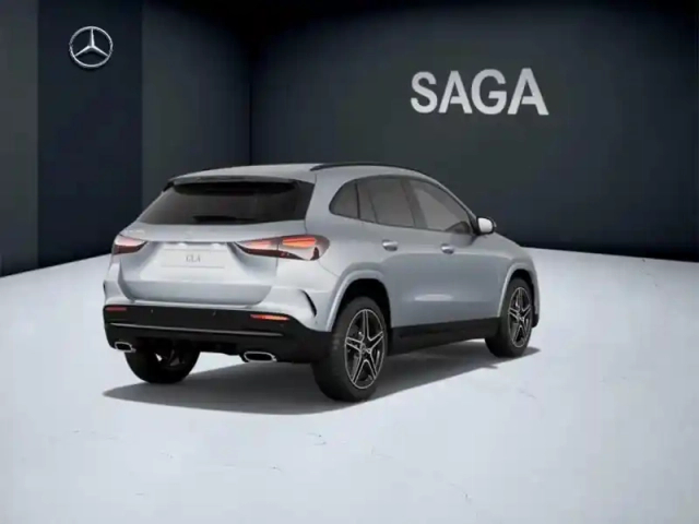 Mercedes Gla 200 d amg line — photo 21