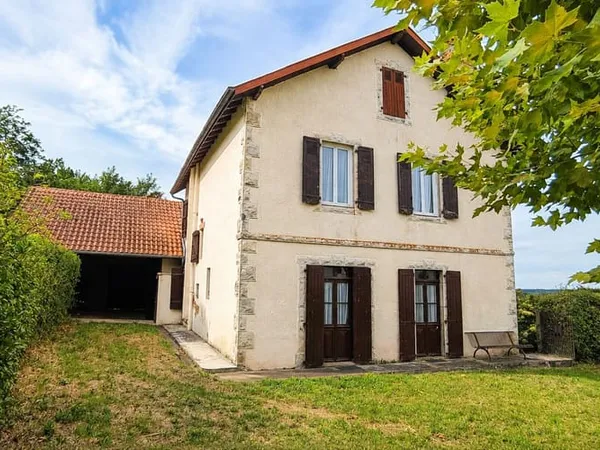 Maison 7 pièces 145 m²