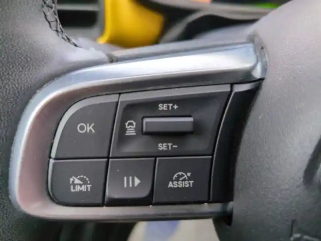 Jeep Avenger 1.2 turbo t3 100ch summit — photo 13