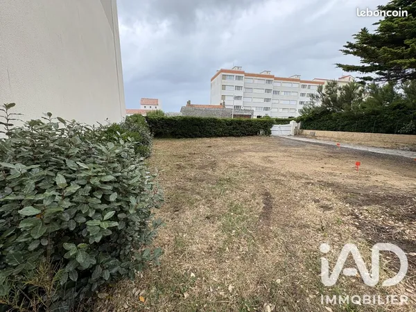 Terrain 180 m² Saint-Hilaire-de-Riez