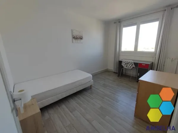 Appartement 1 pièce 85 m²