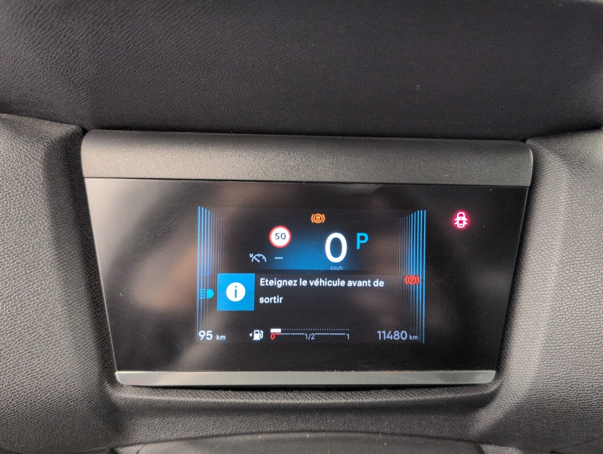 Citroën C4 — photo 21