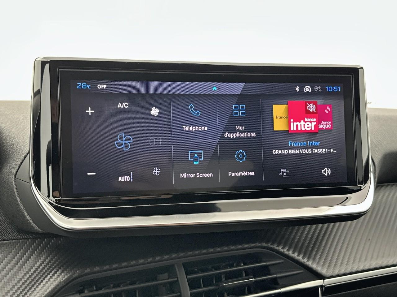 Peugeot 2008 hybrid 110 e-dcs6 allure — photo 10