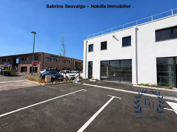 Immobilier Professionnel à louer Saint-Maximin-la-Sainte-Baume