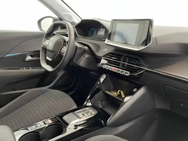 Peugeot 208 electrique 50 kwh 136ch — photo 9