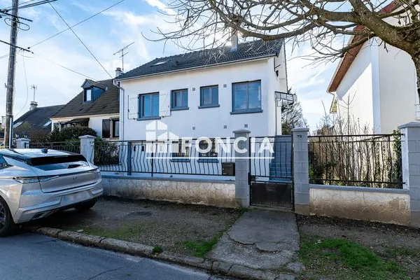Maison 5 pièces 85 m²