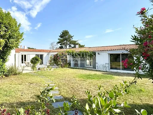Maison 7 pièces 151 m²