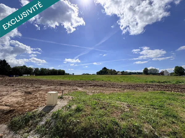 TERRAIN DE 556 M2, BORNE ET VIABILISE,