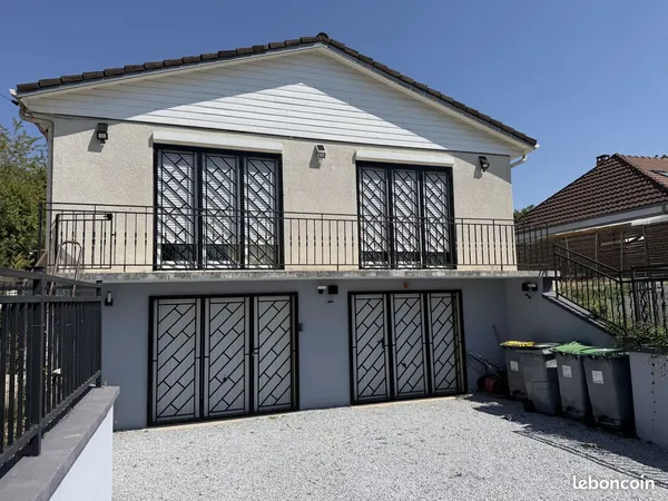 Pavillon 7 pièces 142 m²