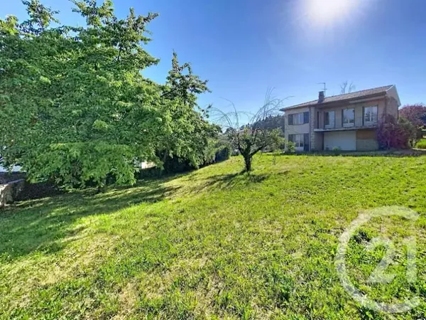 Maison 8 pièces 153 m²